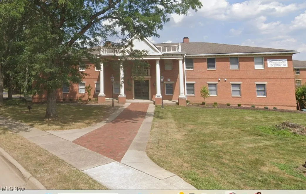 1765 Merriman Rd #303 Akron, OH 44313 Welcomes you to Trails Edge in the Valley! This stunning brand-new 2 bedrooms & 2 bathrooms suite offers modern living with in-unit laundry with washer and dryer, all kitchen appliance including stove, microwave, refrigerator, dishwasher plus granite countertops, and luxury vinyl plank flooring throughout. Enjoy the convenience of high-speed internet and streaming, keyless door entry to the building as well as your separate suite, and stylish brand new finishes throughout. Tenant pays electric and water monthly billed on about the 15th of each month for actual useage as well as a $30 fee for the streaming hookups, tenant provides their own router. Be the very first to call one of these beautiful suites home—ready for immediate move-in! Total process takes about 5 business days to prep unit for leasing. Rent, security deposit equal to one month's rent and water deposit to be paid prior to move in. $40 Application Fee per applicant over 18. Photos may be of similar units.