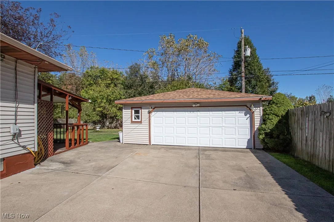 4325 Moonglow Lane, Cleveland, Ohio 44109,MLS Now Listing ID