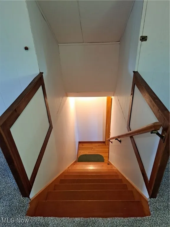 Stairway to 2nd floor bedroom/bonus room