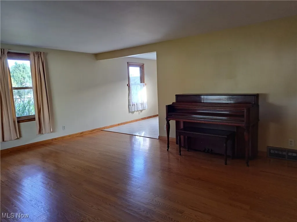 250 Sycamore Street, Duncan Falls, Ohio 43734,MLS Now Listing ID