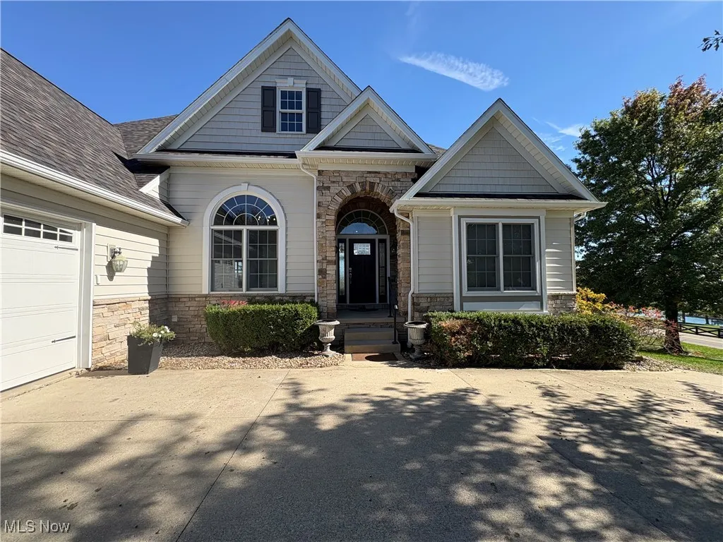 2969 Hope Springs Drive, Sugarcreek, Ohio 44681,MLS Now Listing ID