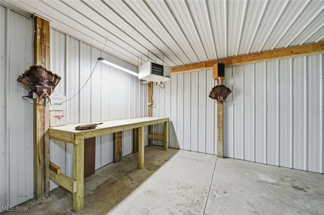 30x40 Pole Barn