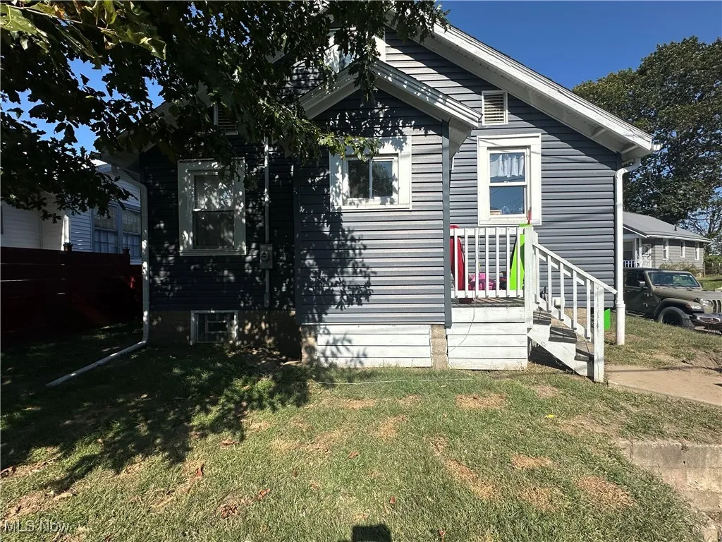 821 Grandview Avenue, Coshocton, Ohio 43812,MLS Now Listing ID