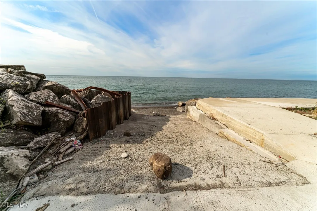 32321 Lake Shore Boulevard, Willowick, Ohio 44095,MLS Now Listing ID