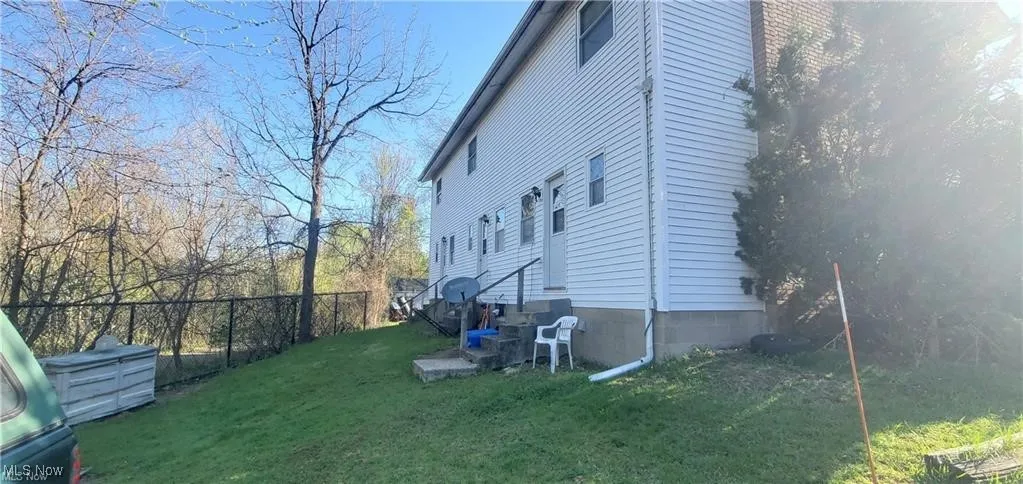 View of side of property