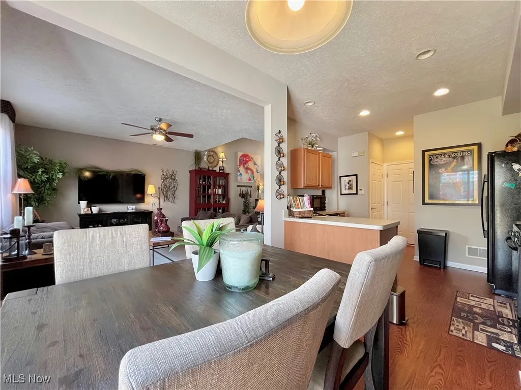 Dining space off kitchen