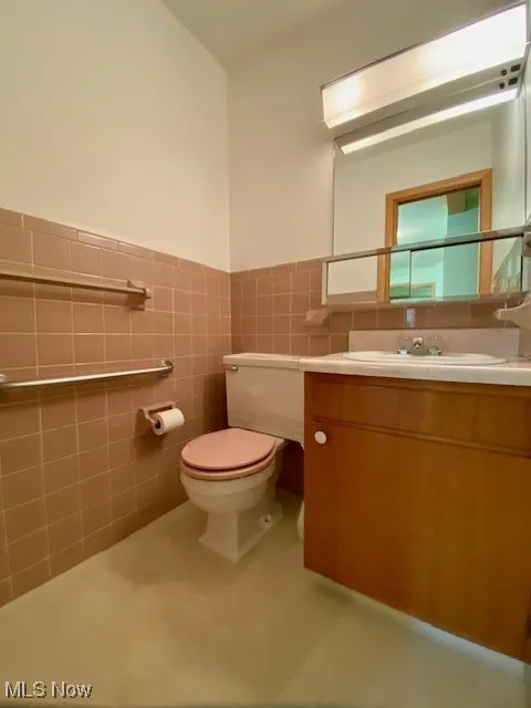 1325 Moncrest Drive, Warren, Ohio 44485,MLS Now Listing ID