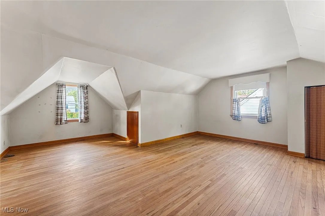 Second floor space!