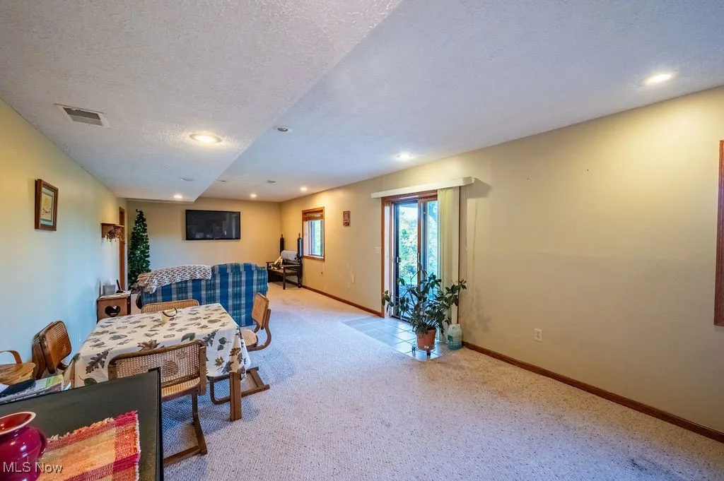 22 Westwood Drive, Parkersburg, West Virginia 26101,MLS Now Listing ID