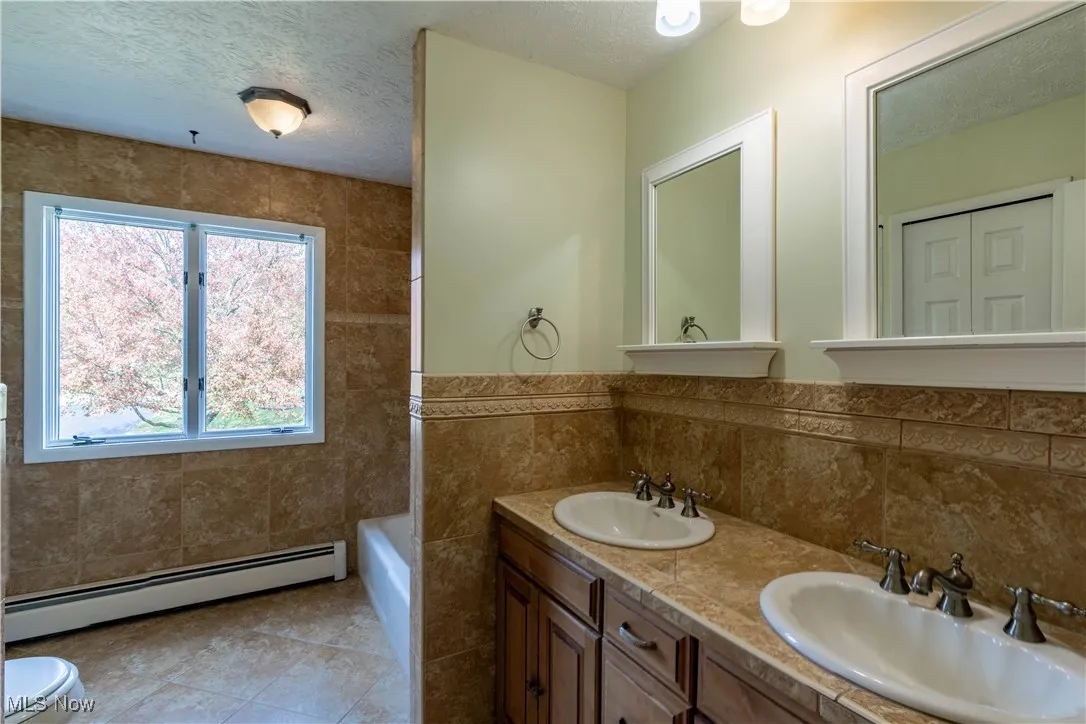 8585 Carmichael Drive, Chesterland, Ohio 44026,MLS Now Listing ID
