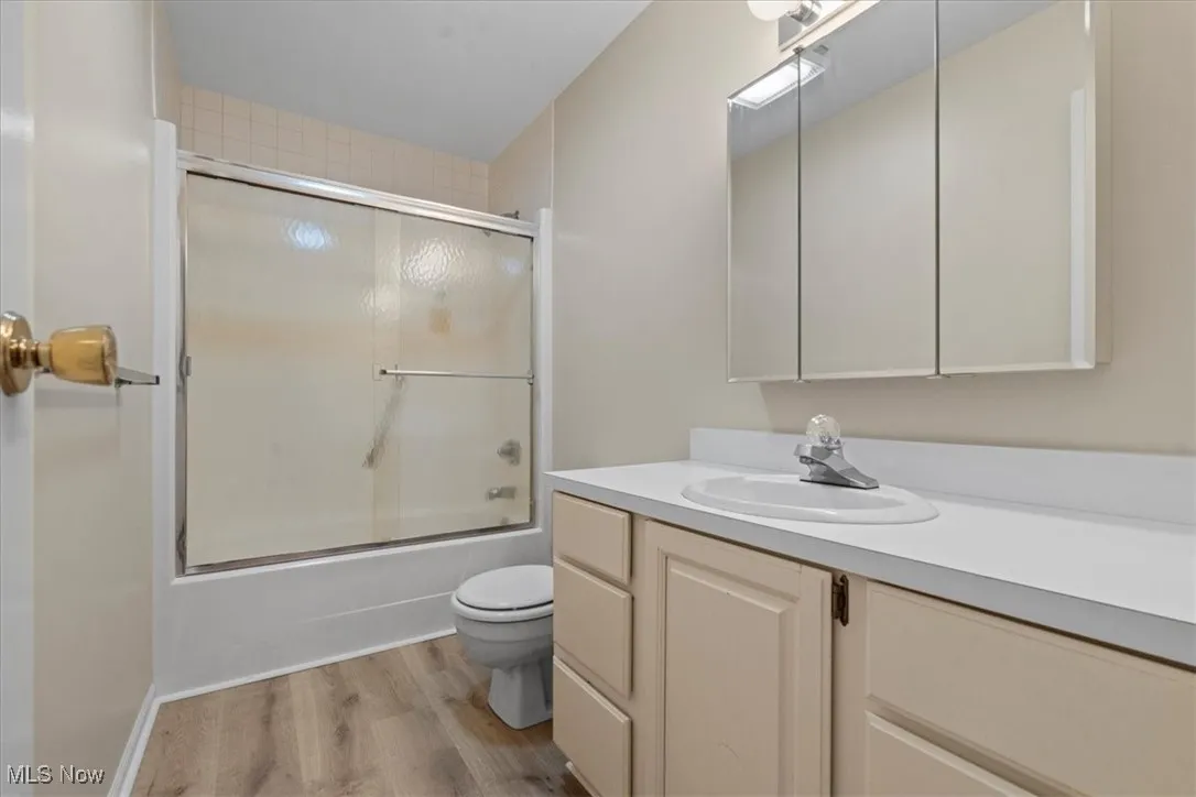 Bathroom in Hallway