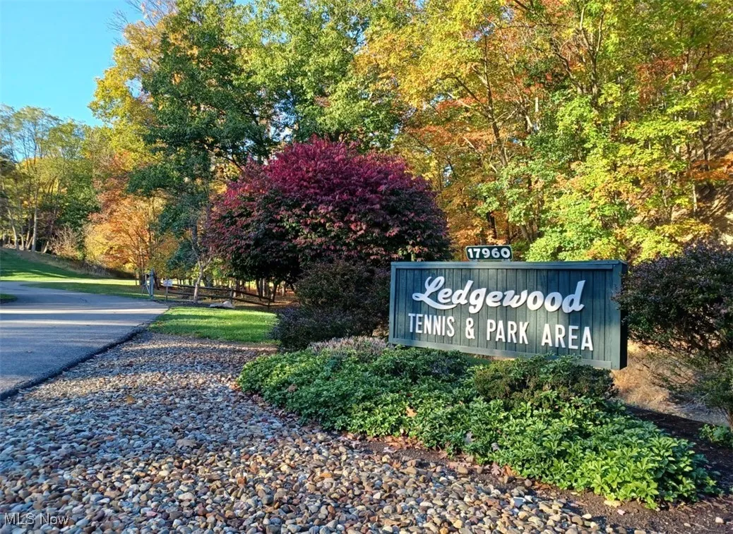 View of community​​‌​​​​‌​​‌‌​‌‌​​​‌‌​‌​‌​‌​​​‌​​ sign