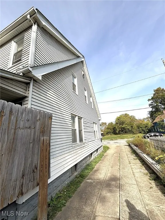 View of side of property