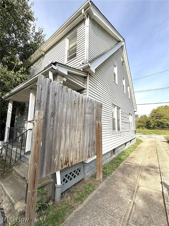 View of side of property