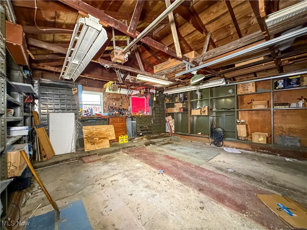 208 Roanoke Avenue, Austintown, Ohio 44515,MLS Now Listing ID