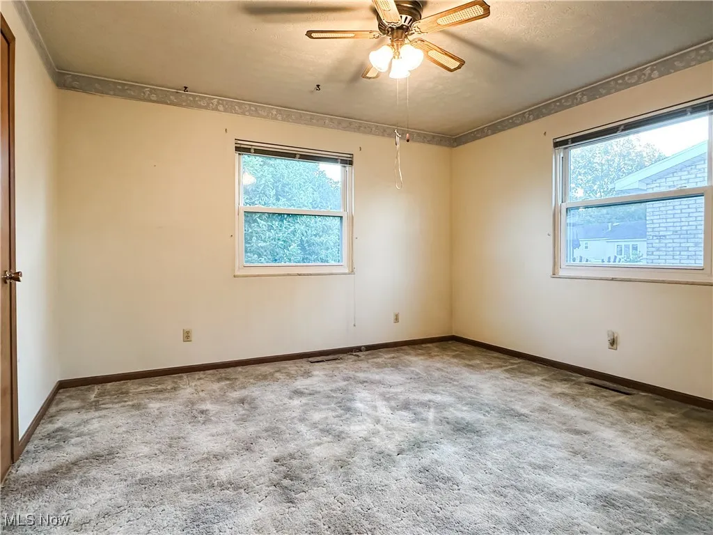 primary bedroom ...