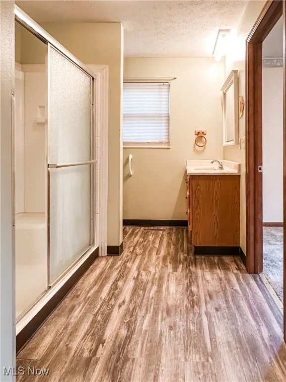 large full bathroom ...