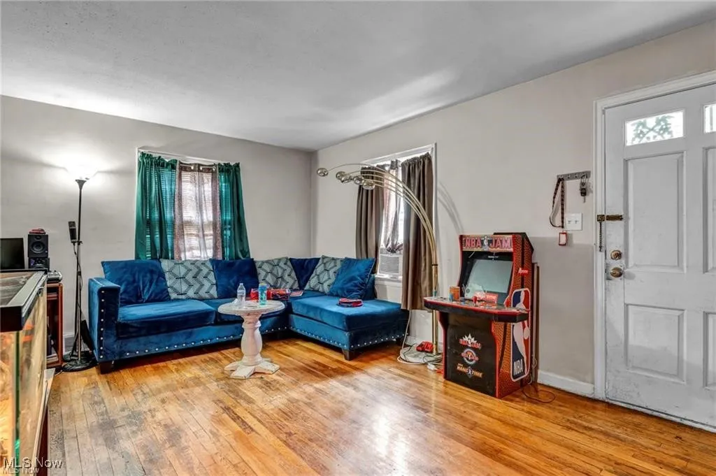 3989 E 177th Street, Cleveland, Ohio 44128,MLS Now Listing ID