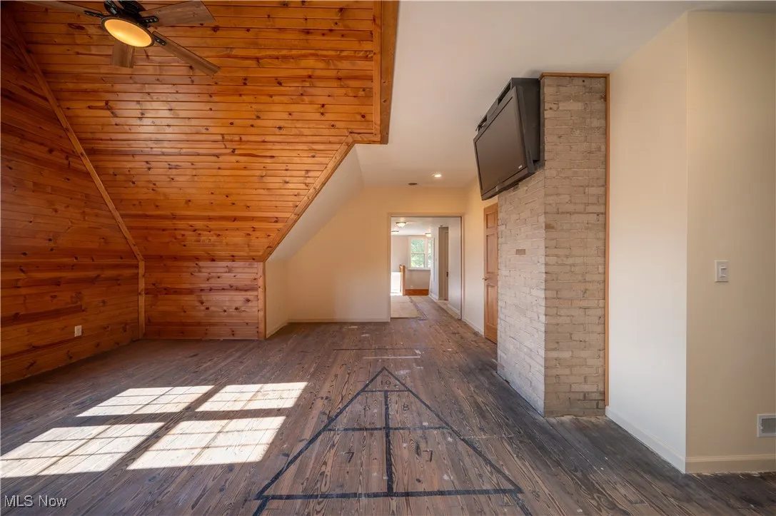 Second floor great room to bonus room