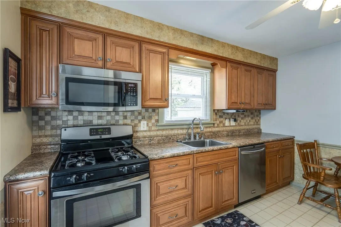 2376 S Seneca Avenue, Alliance, Ohio 44601,MLS Now Listing ID