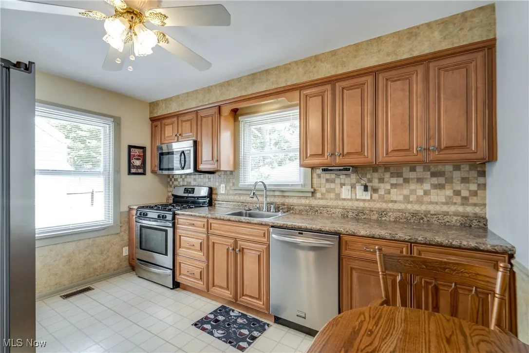 2376 S Seneca Avenue, Alliance, Ohio 44601,MLS Now Listing ID