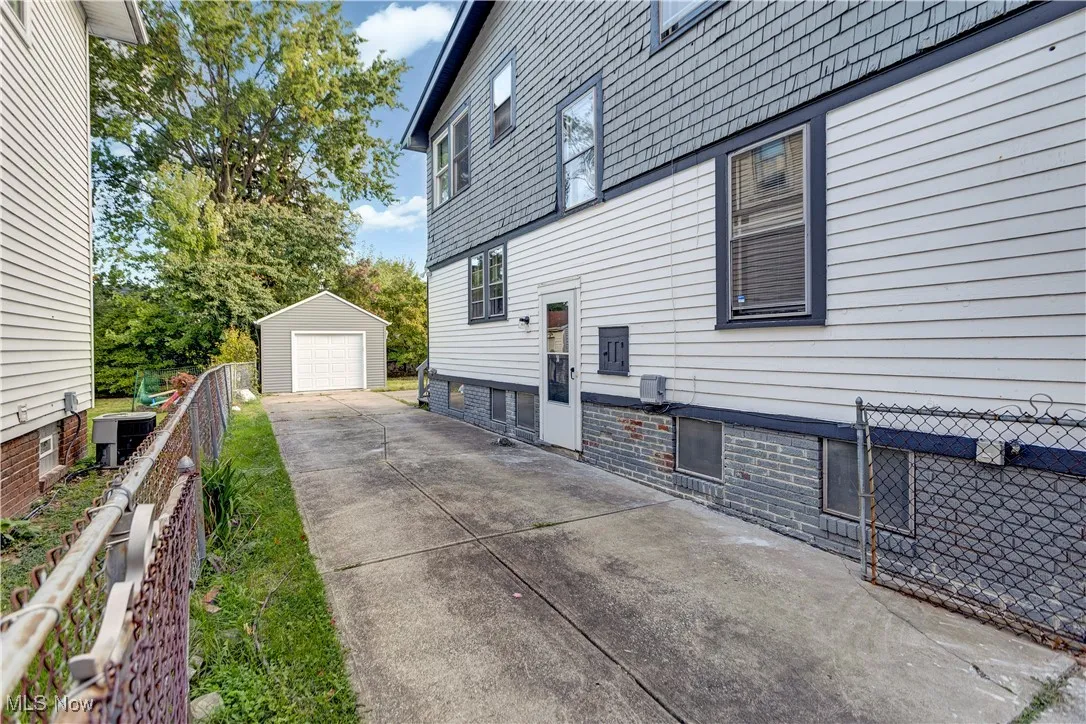 3243 Yorkshire, Cleveland Heights, Ohio 44118,MLS Now Listing ID