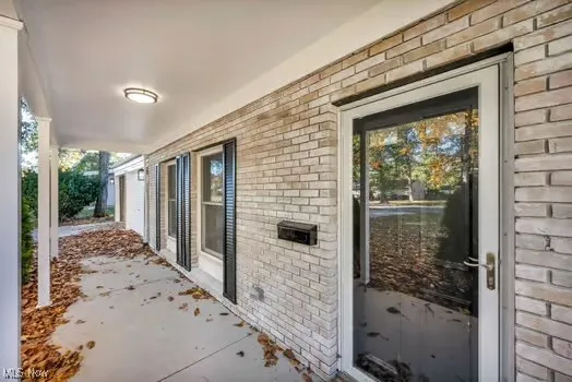 42 Edgewood Drive, Grafton, Ohio 44044,MLS Now Listing ID