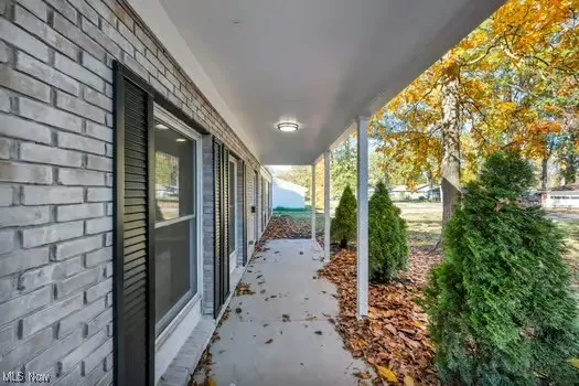 42 Edgewood Drive, Grafton, Ohio 44044,MLS Now Listing ID