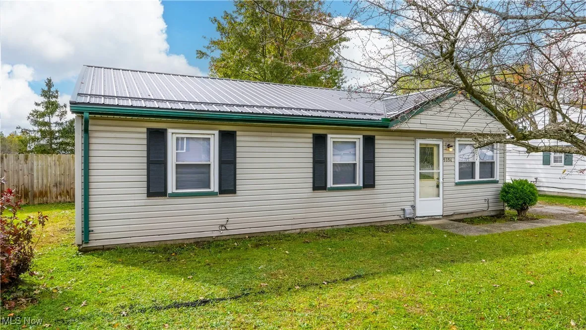 9894 Short Drive, Windham, Ohio 44288,MLS Now Listing ID