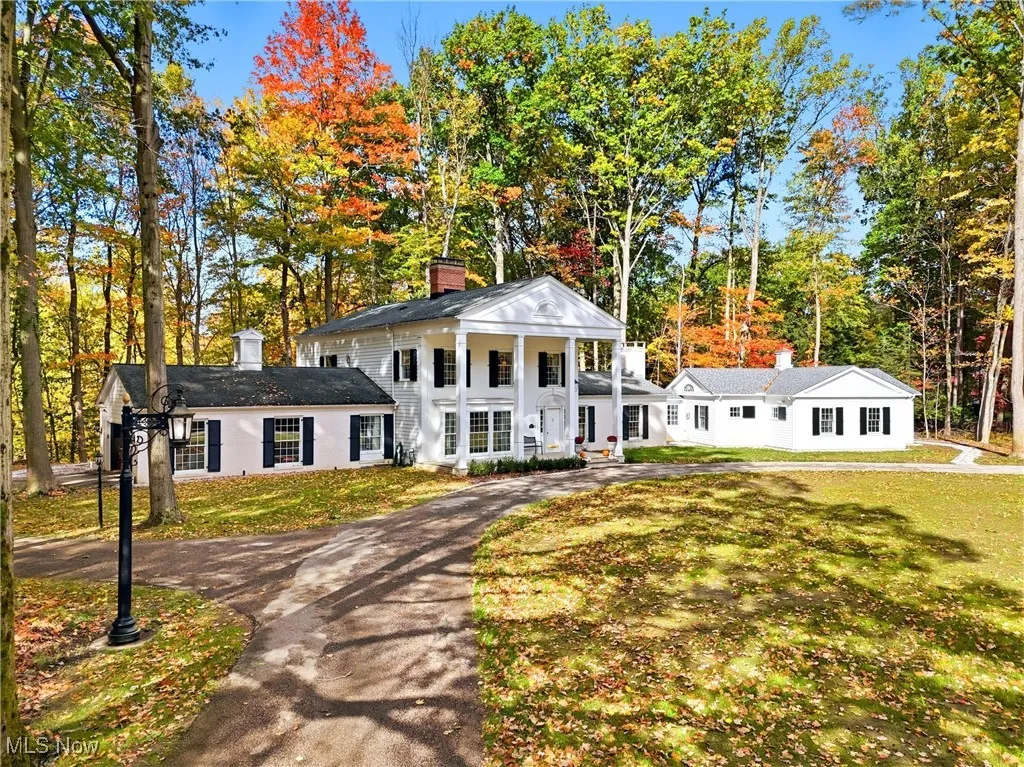 9700 Rollin Road, Waite Hill, Ohio 44094,MLS Now Listing ID