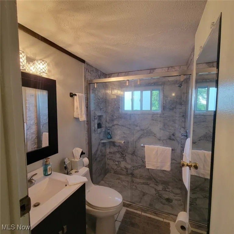 5977 Glenway Drive # B, Brook Park, Ohio 44142,MLS Now Listing ID