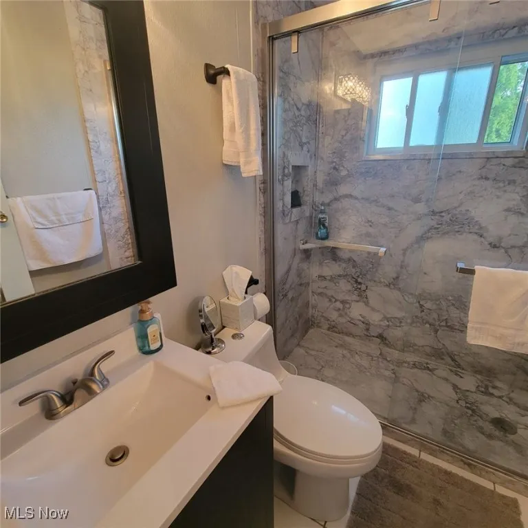 5977 Glenway Drive # B, Brook Park, Ohio 44142,MLS Now Listing ID
