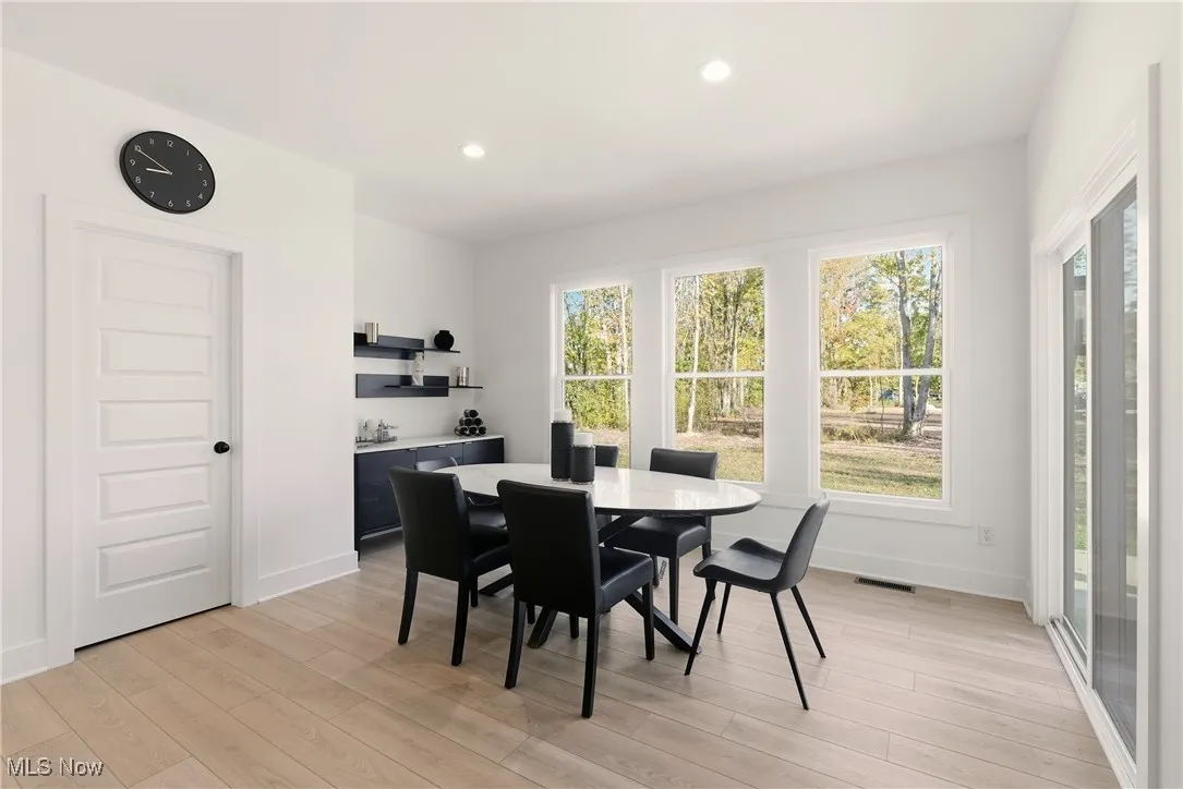 Walk-in pantry off of dinette