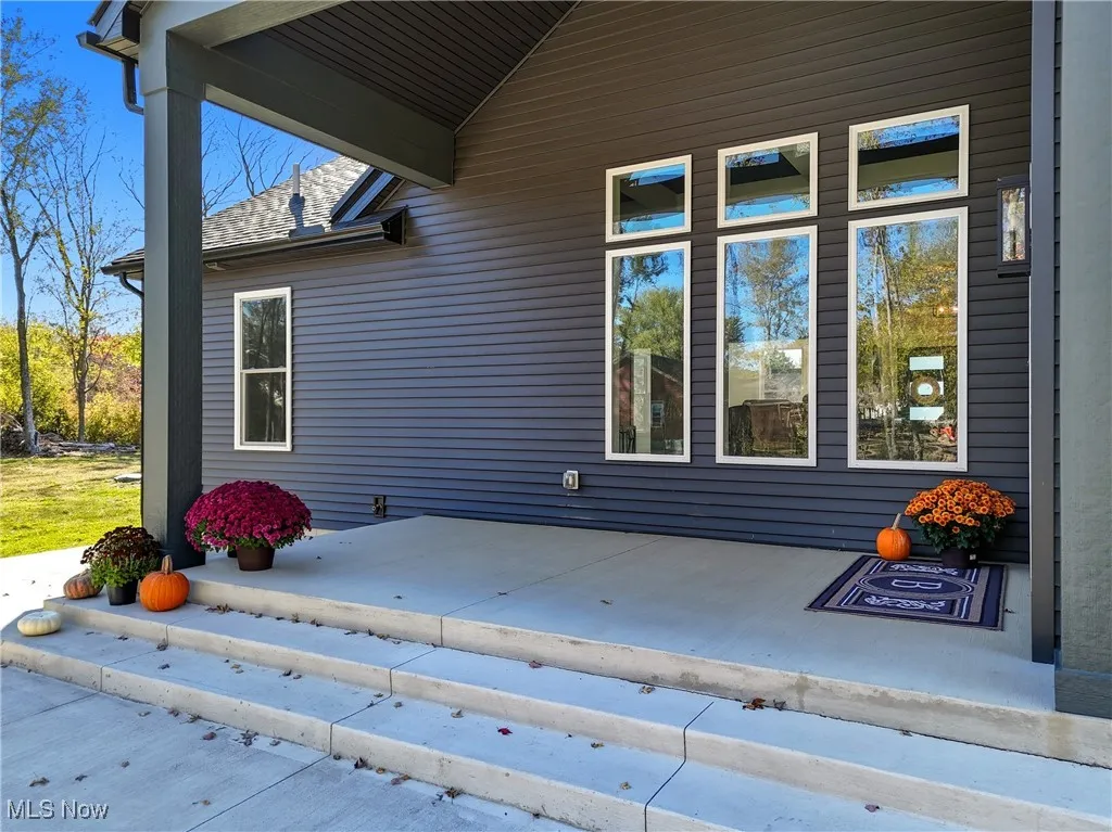 5906 Russia Road, South Amherst, Ohio 44001,MLS Now Listing ID