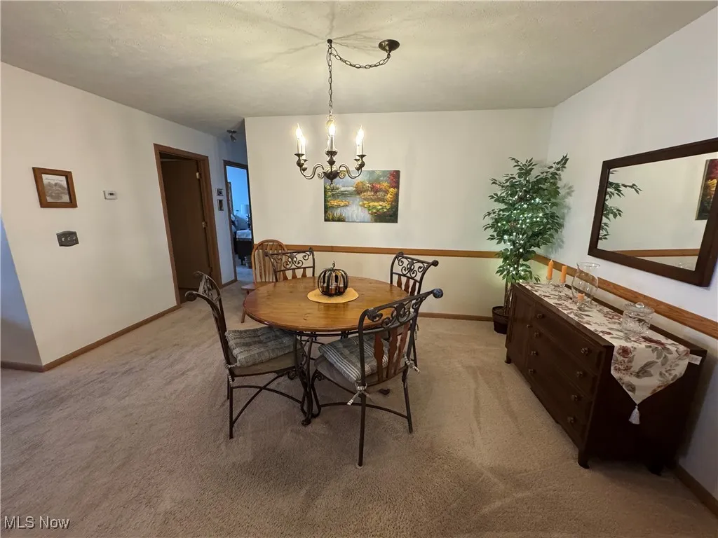 Dining space with chair rail
