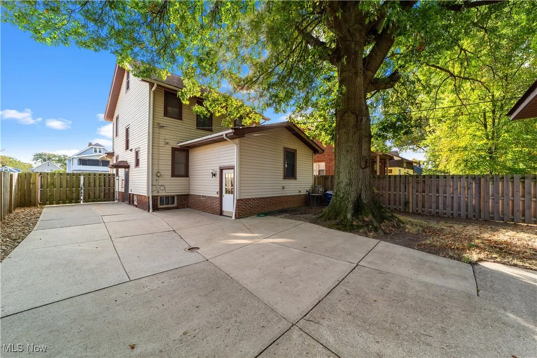 3918 W 160th Street, Cleveland, Ohio 44111,MLS Now Listing ID