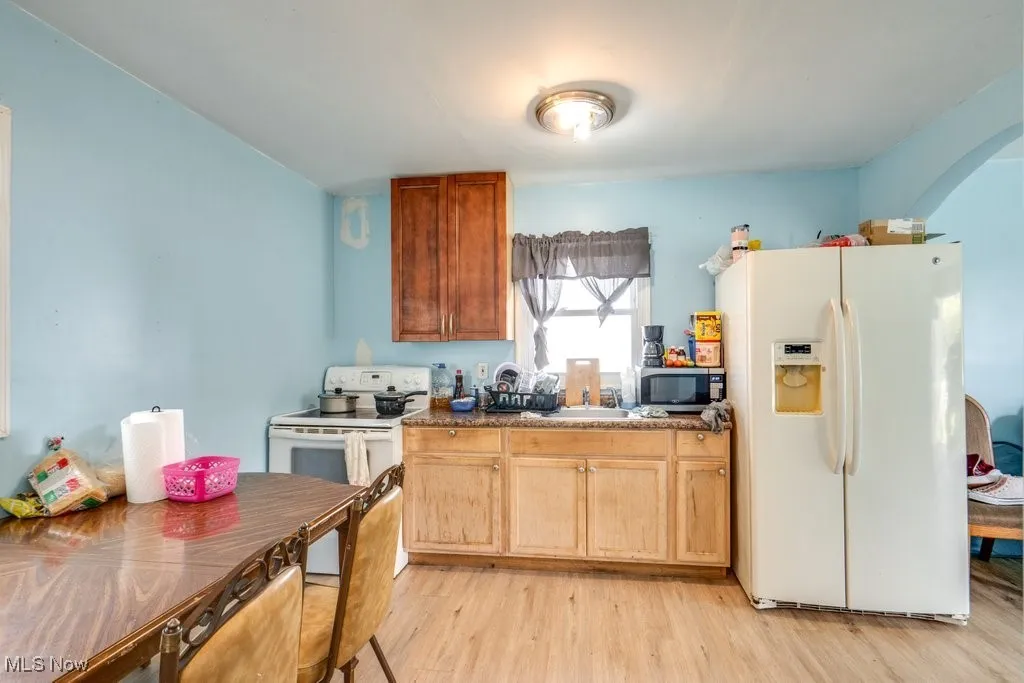 2303 Bollinger Avenue, Canton, Ohio 44705,MLS Now Listing ID