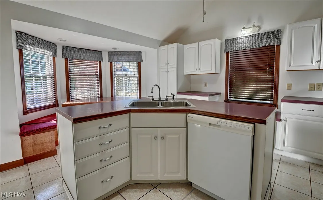 577 May Valley Road, New Philadelphia, Ohio 44663,MLS Now Listing ID