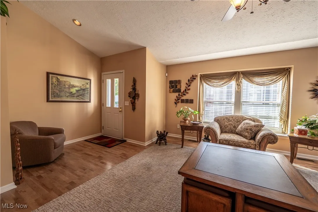 Foyer entry leads into the spacious Great Room