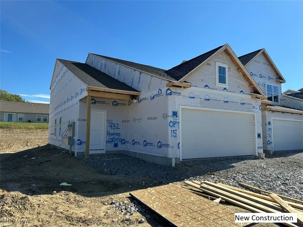 432 Honeycrisp Drive, Louisville, Ohio 44641,MLS Now Listing ID