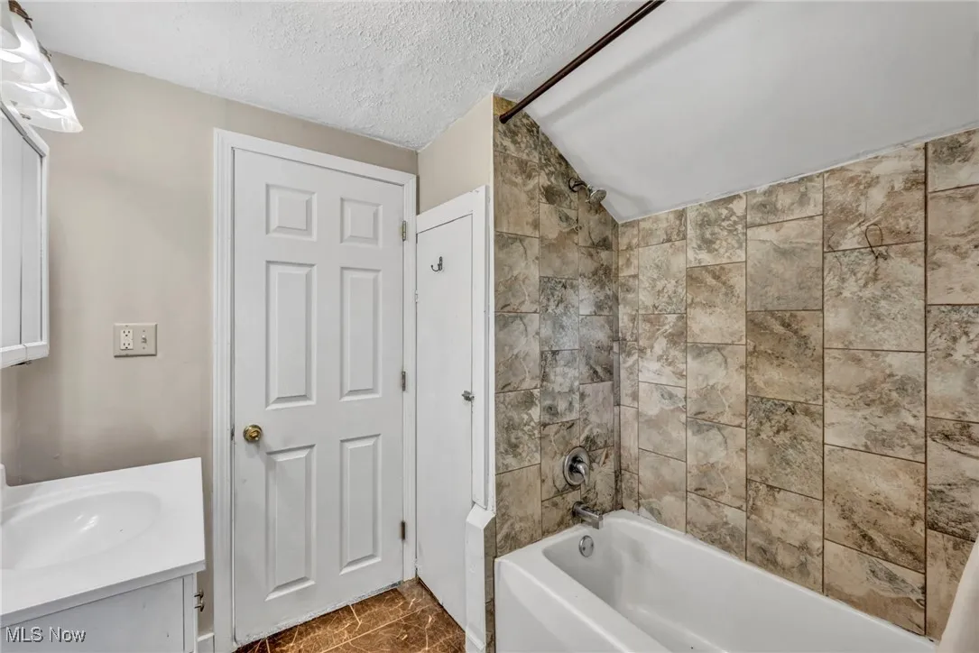 220 Gaylord Street, Lodi, Ohio 44254,MLS Now Listing ID