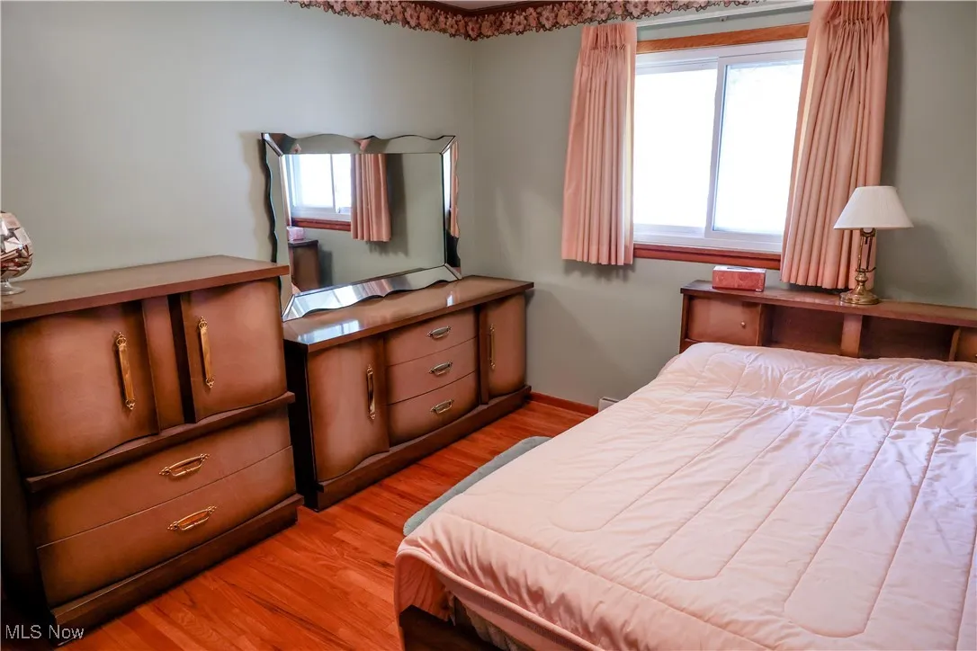 5833 Kuenzer Drive, Seven Hills, Ohio 44131,MLS Now Listing ID