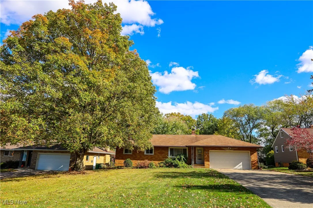 5833 Kuenzer Drive, Seven Hills, Ohio 44131,MLS Now Listing ID