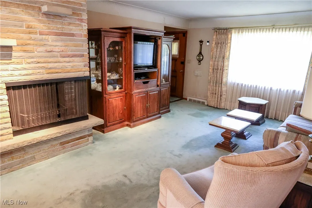 5833 Kuenzer Drive, Seven Hills, Ohio 44131,MLS Now Listing ID