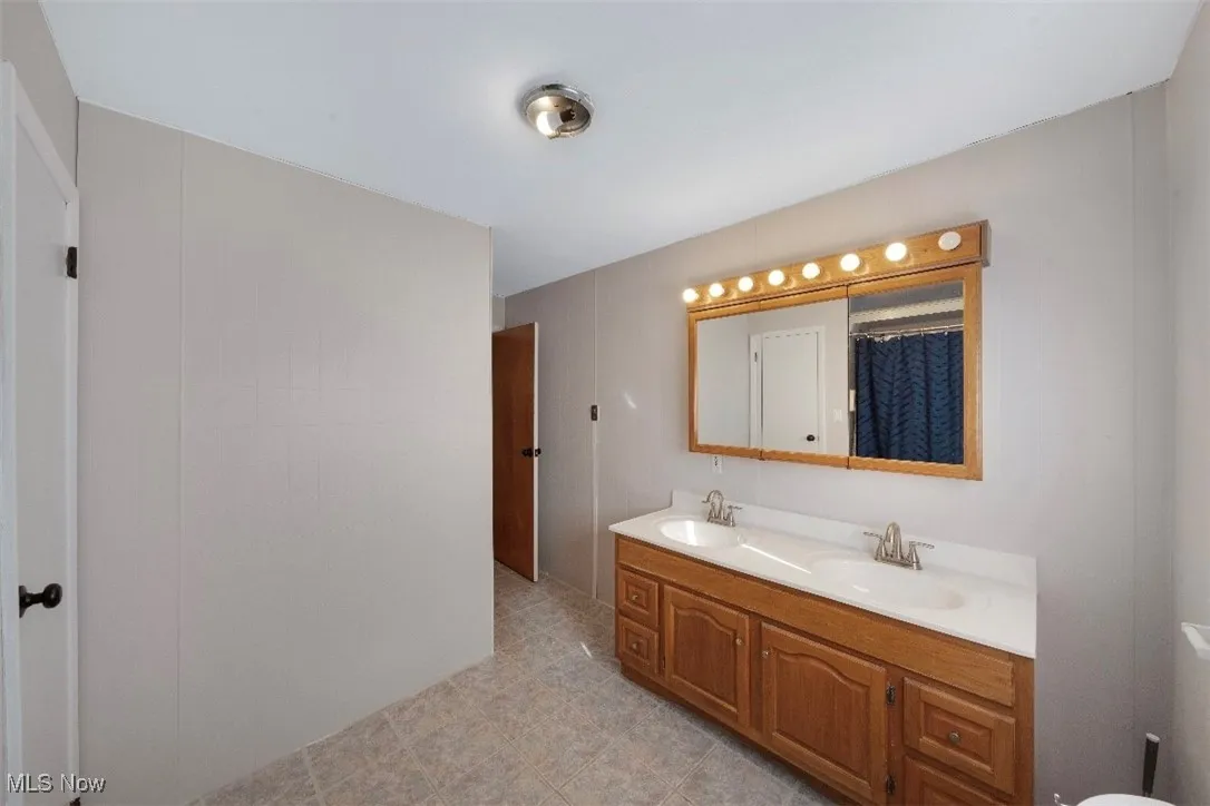 19498 Frischkorn Drive, Wellsville, Ohio 43920,MLS Now Listing ID