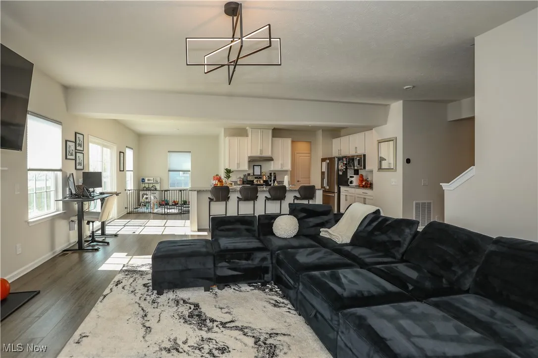 76 Wanda Court, Kent, Ohio 44240,MLS Now Listing ID