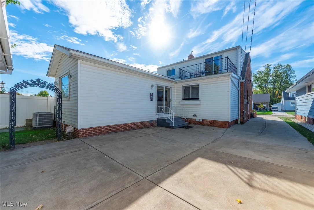 8206 Newport Avenue, Parma, Ohio 44129,MLS Now Listing ID