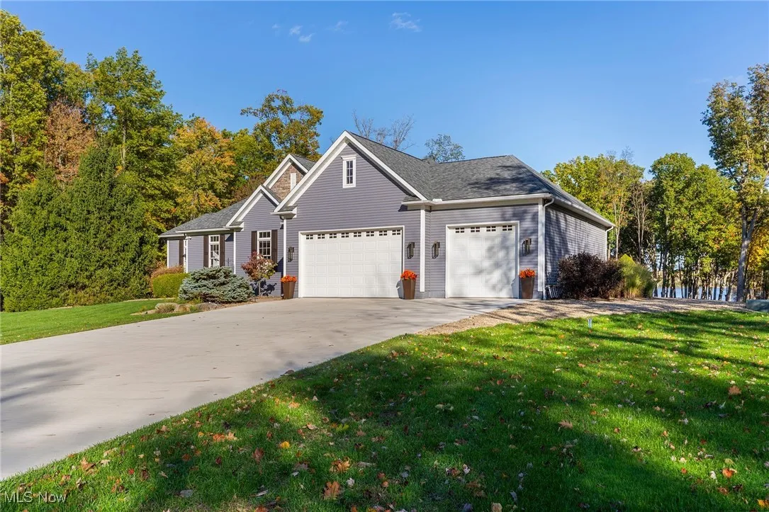 2235 Mahoning Road, Lake Milton, Ohio 44429,MLS Now Listing ID