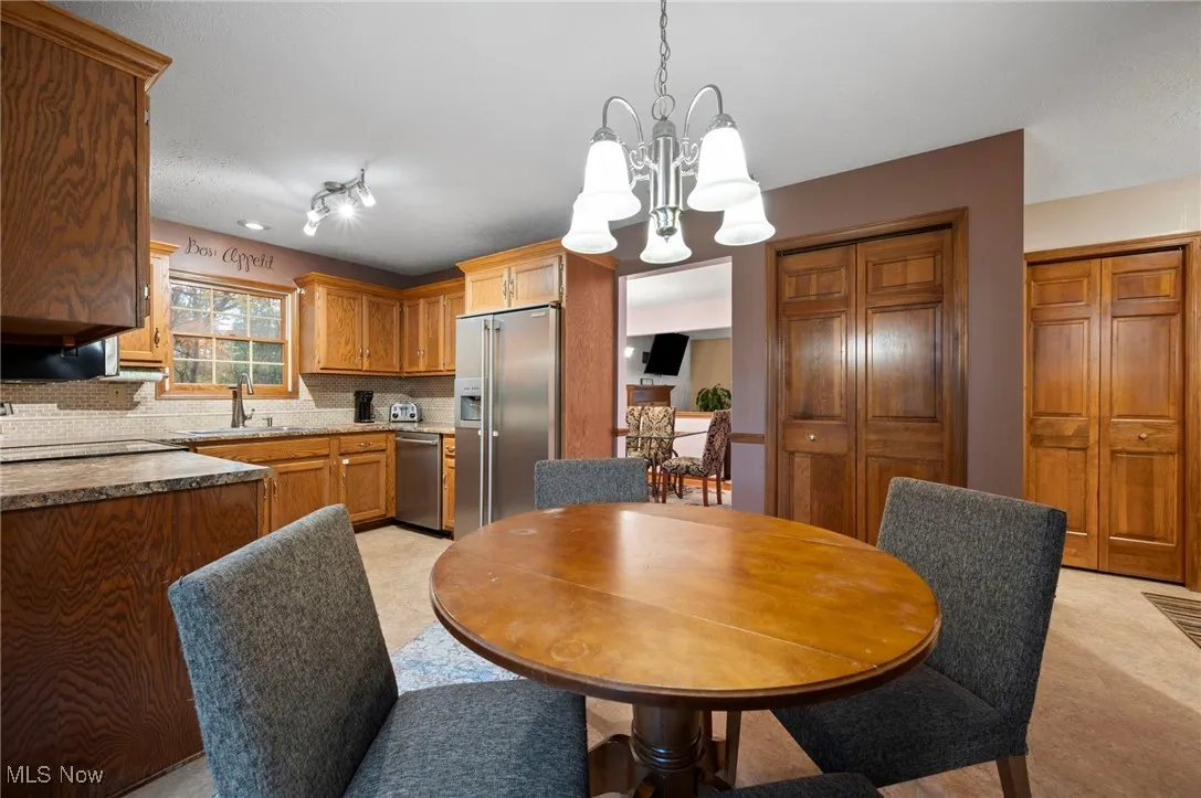 1098 Sunhaven Drive, Medina, Ohio 44256,MLS Now Listing ID