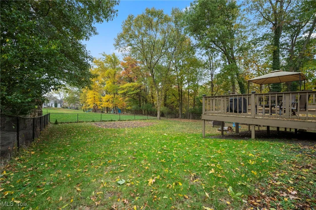1098 Sunhaven Drive, Medina, Ohio 44256,MLS Now Listing ID